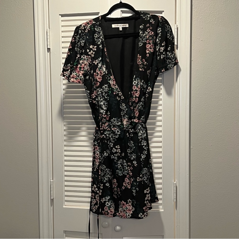 Cupcakes and Cashmere Dezzi Dress